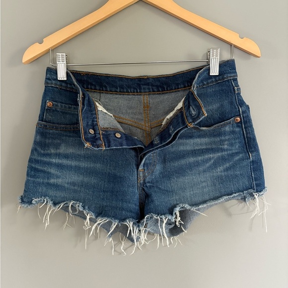 Levi's 501 High-rise Blue Jean Shorts Vintage Distressed colour size 24 - Picture 2 of 11